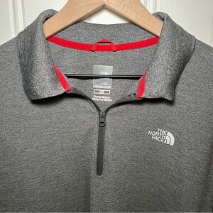 The North Face Charcoal Gray & Red Trim 1/4 Zip Polo Golf Athletic Men’s L